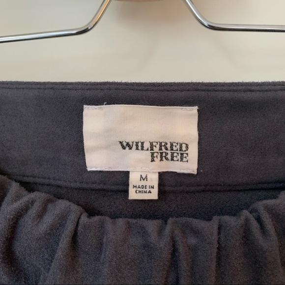 Aritzia Vegan Suede Skirt - Picture 2 of 5